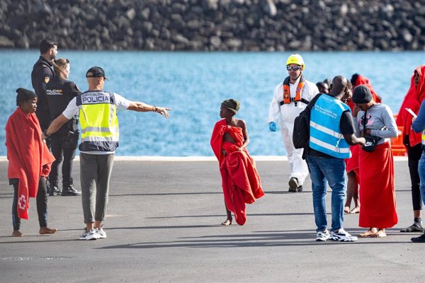 El Gobierno informará hoy a las CC.AA de la capacidad de acogida de menores migrantes de cada territorio