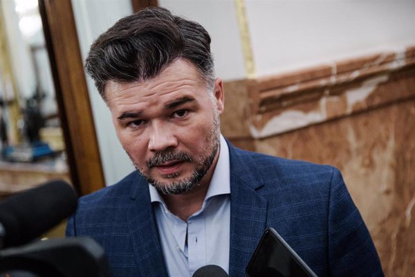 Rufián ve al PSOE 