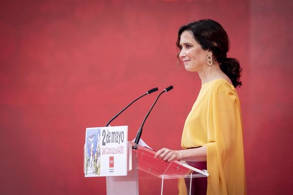 Ayuso carga contra las 