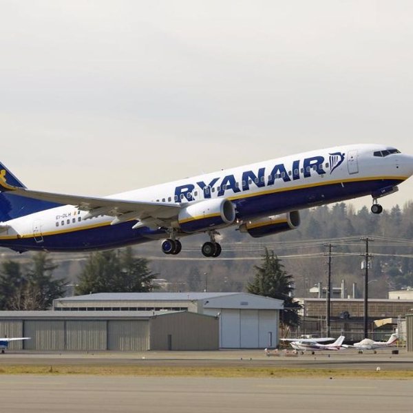 Ryanair se defiende con varias sentencias que 
