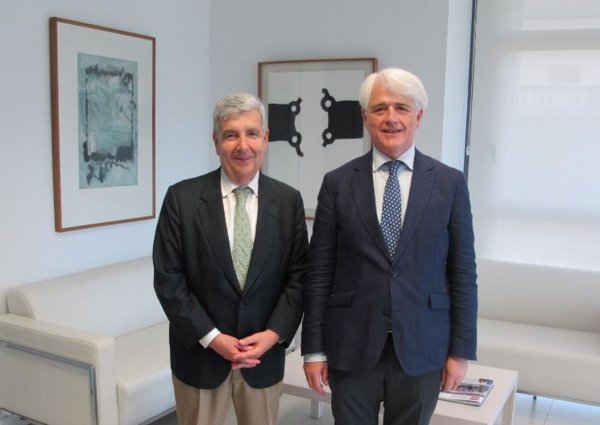 El presidente de la Abogacía se reúne con el nuevo presidente de la AN para 