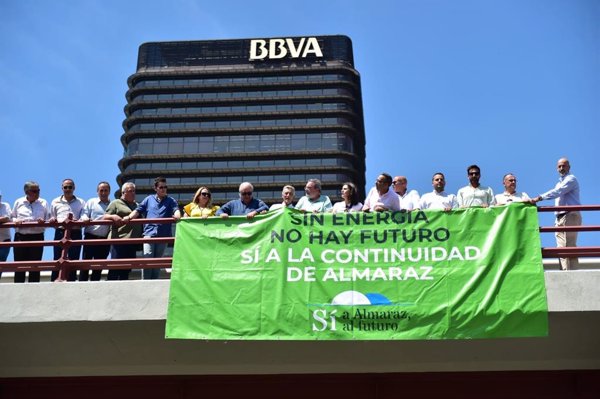 La plataforma 'Sí a Almaraz' registra una carta en MITECO en la que piden a Aagesen la continuidad de la central