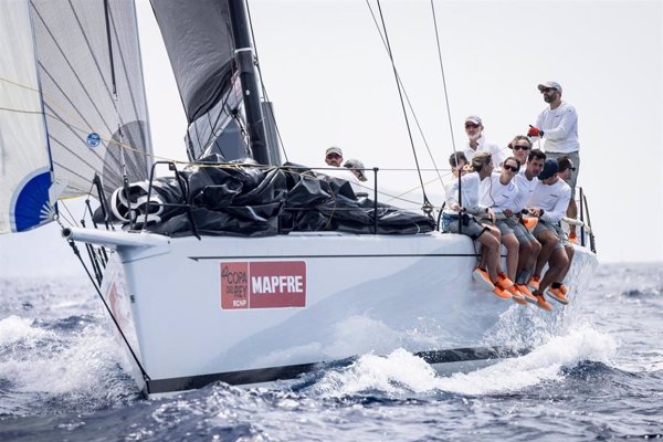 La Armada española competirá con cuatro unidades en la 43 Copa del Rey MAPFRE de vela