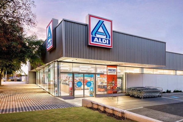 Aldi baja el precio de más de 450 productos durante el primer cuatrimestre de 2025