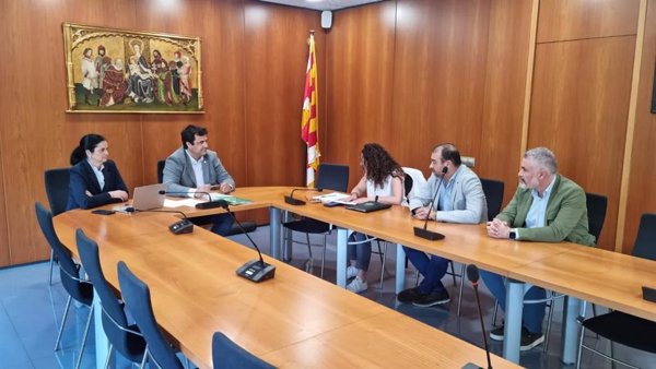 Ayuntamientos de Girona piden la continuidad de la Guardia Civil y Jucil señala que Junts es el promotor