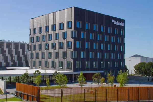 Banco Sabadell amortiza casi 100 millones de acciones adquiridas en su anterior programa de recompra