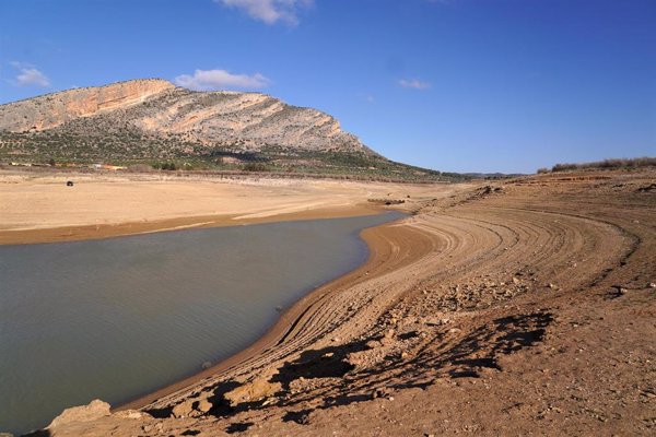 El cambio climático añadió un mes extra de calor extremo en 2024 para 4.000 millones de personas, según un estudio