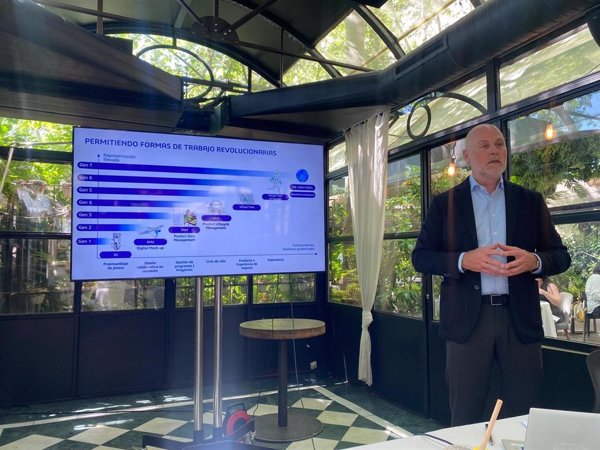Dassault Systèmes impulsa la economía generativa con su arquitectura 3D UNIV+RSES y aboga por la soberanía digital de EU