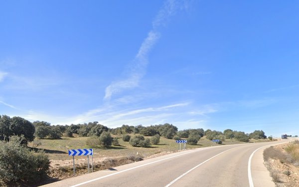 Muere un hombre en Menasalbas (Toledo) al chocar su coche con un camión que transportaba butano