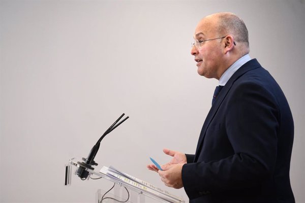 El PP acusa a los socios del PSOE de ver