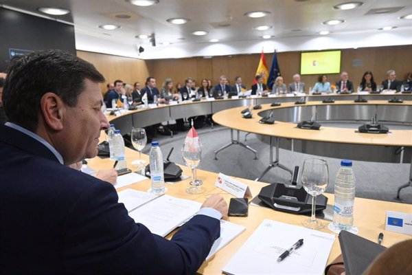 CyL rechaza condonar deuda por sentar un mal precedente y cifra en 523 euros más lo que debe cada habitante de la región