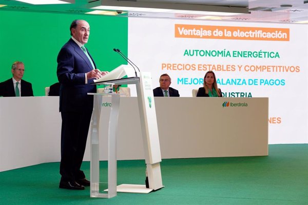 Galán (Iberdrola) asegura que en el apagón respondieron 