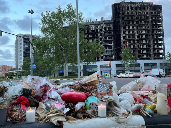 El juzgado archiva la causa del incendio de Campanar (Valencia) al no ver delito