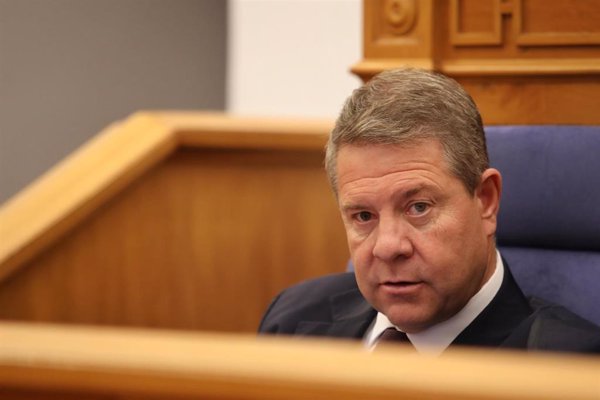 Page se compromete a no plantear una reforma electoral