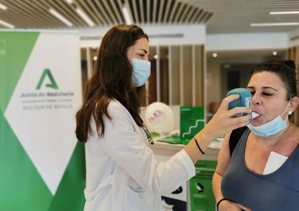 La SEOM denuncia que los sanitarios 