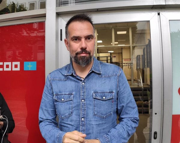 CCOO Asturias dice que dimisión de consejera Educación era 