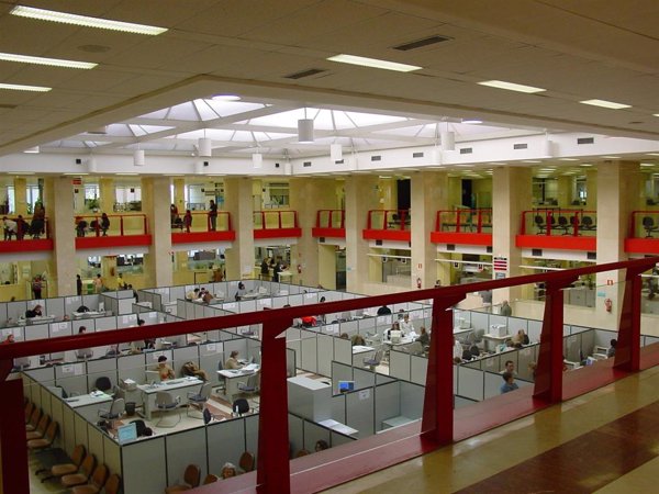 Hacienda devuelve 5.516 millones a casi 8 millones de contribuyentes en los dos primeros meses de la Renta