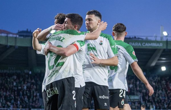 Agotadas en pocas horas las entradas para el Racing-Mirandés del 'playoff' de ascenso a LaLiga EA Sports