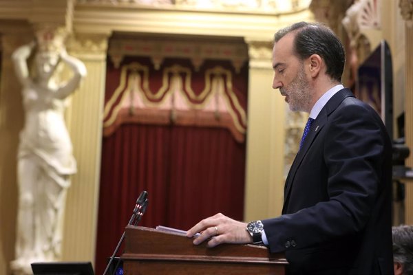 El presidente del Parlamento balear, Le Senne (Vox), subraya que sigue amparado por la presunción de inocencia