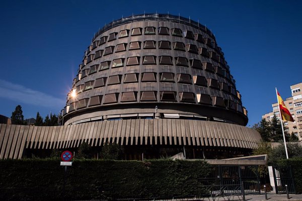 La ponencia del TC deja en manos del Supremo el futuro inmediato de Puigdemont y Junqueras