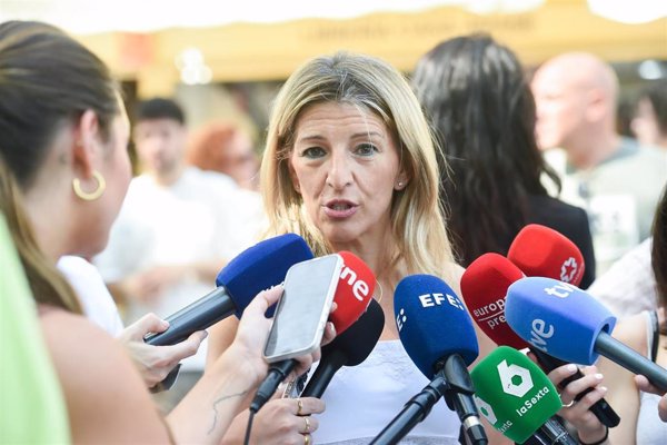 Yolanda Díaz reta a PP y PSOE a apoyar su ley para una oficina anticorrupción y acusa a Feijóo de ser un 