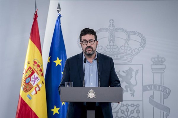 Trabajo cifra en más de 10 millones de euros la multa de UE a España por no retribuir el permiso parental de 8 semanas