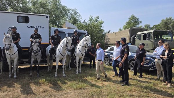 El Plan Rocío Seguro despliega 1.500 agentes en los caminos de Sevilla durante la peregrinación al Rocío