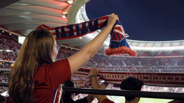 Atlético y Telefónica se unen para que personas con discapacidad visual disfruten del fútbol en el Metropolitano