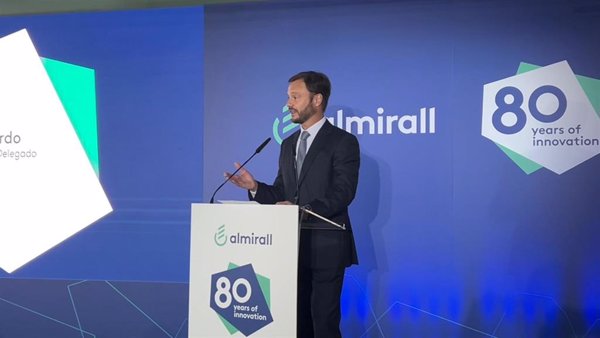 Almirall fija su capital social en 25,8 millones tras ampliarlo en 158.000 euros para su dividendo flexible