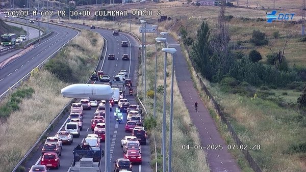 Retenciones de entrada a Madrid en hora punta por varios accidentes en la M-607, M-45 y M-50