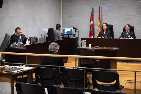 TSJPV confirma 13 años de cárcel al extrenador de un club de baloncesto por agresión sexual a una jugadora menor