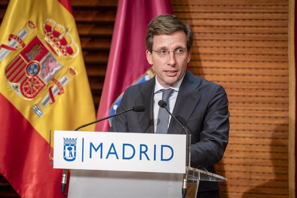 Martínez-Almeida celebraría 