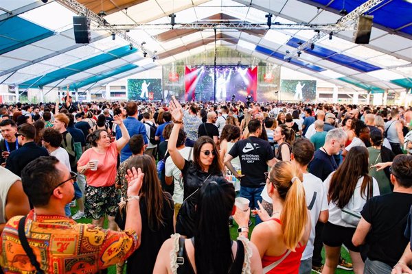 Arca y Rone x (La)Horde cancelan su participación en el Sónar de Barcelona