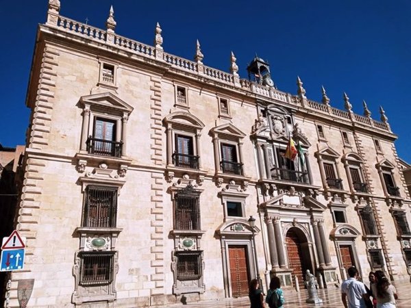 Confirman cerca de 14 años de prisión por incendiar una chabola en Níjar (Almería) con tres personas dentro