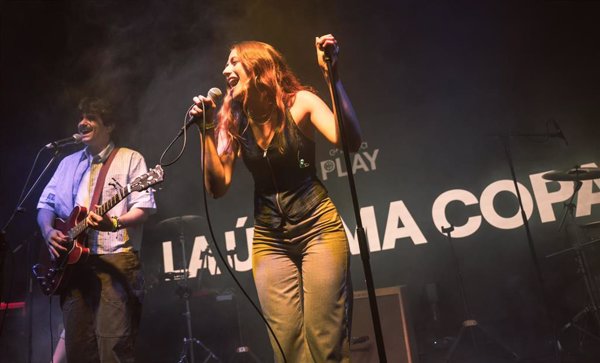 El dúo La última copa, ganador de la I edición del concurso de talentos Endesa Play