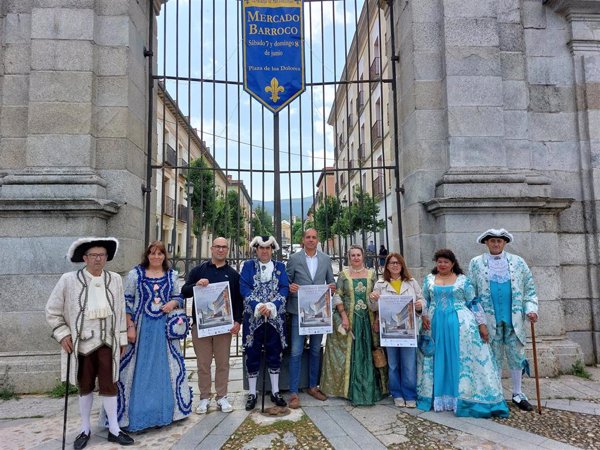 La Granja (Segovia) celebra el XXIII Mercado Barroco con desfile de máscaras y visitas a la Real Fábrica de Cristales