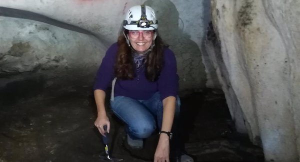Descubren que la actividad neandertal favoreció la formación de un raro mineral en la Cueva del Ángel de Lucena(Córdoba)