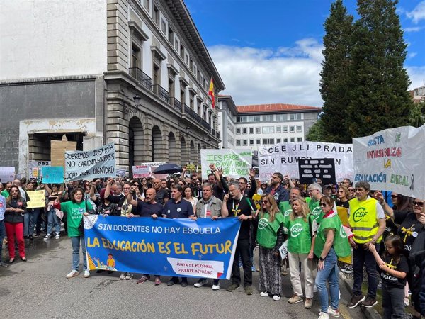 Sindicatos asturianos sostienen que no se trata solo de una cuestión salarial y reclaman más medidas para Secundaria