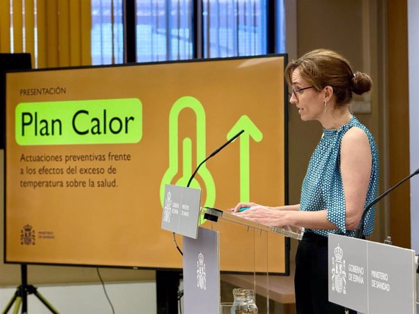 Sanidad presenta el Plan Nacional de Calor 2025, que adapta los niveles de riesgo a los factores de vulnerabilidad
