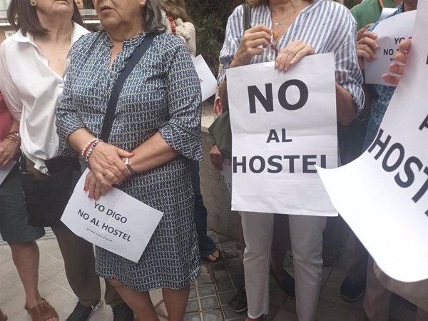 CEAR señala que el hostal de Madrid nunca se emplearía como centro de refugiados, sí como alojamiento provisional