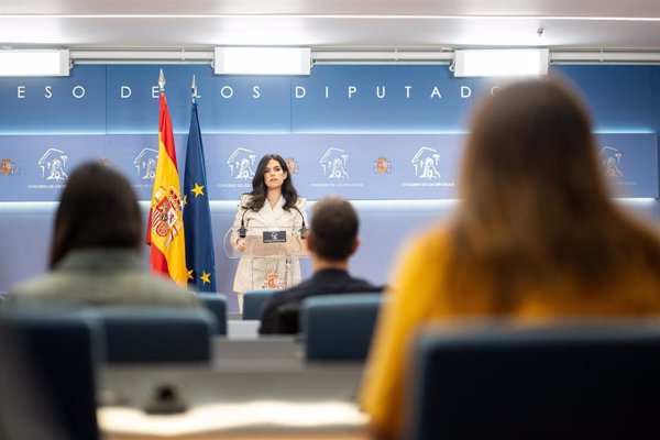 Vox registra en parlamentos una iniciativa para 
