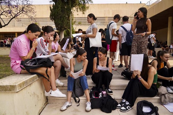 Docentes por la Pública denuncia 