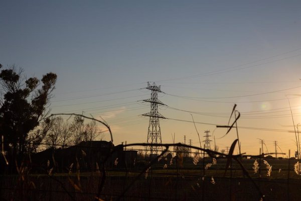 El déficit de tarifa provisional del sistema eléctrico se sitúa en 748 millones a marzo