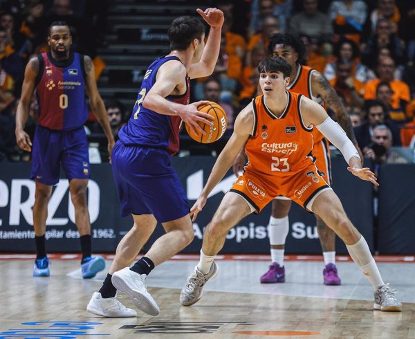 El escolta de Valencia Basket Lucas Marí jugará la próxima temporada en la NCAA