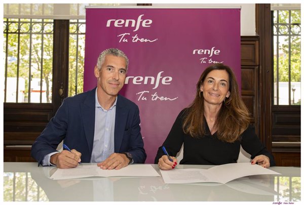 Renfe firma un 'PPA' solar con Sonnedix para cubrir parte del consumo eléctrico en el transporte de viajeros