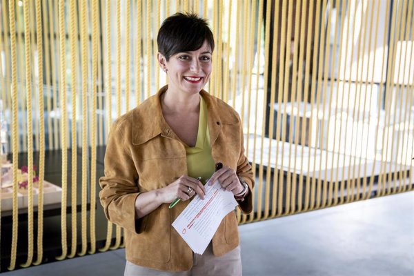 Rodríguez defiende que hay que acabar con los pisos turísticos ilegales y regular los legales
