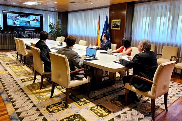 Hereu urge a BSH a ampliar el plazo para posibles compradores de la planta de Esquíroz (Navarra)