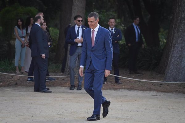 Sánchez pide una Ley europea del Océano 