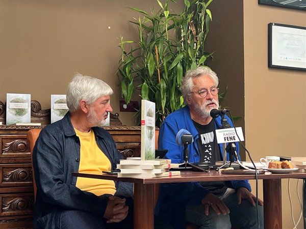 Manuel Rivas, entre los 15 finalistas de la Bienal de Novela Mario Vargas Llosa