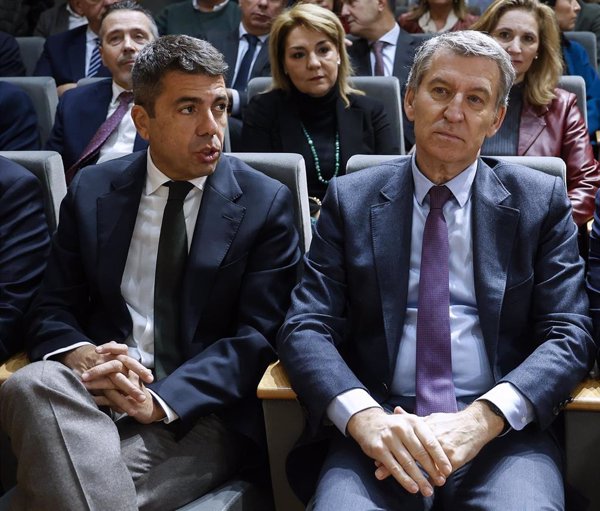 Feijóo y Mazón participan este martes en una comida con militantes del PP en Alicante previa al congreso nacional
